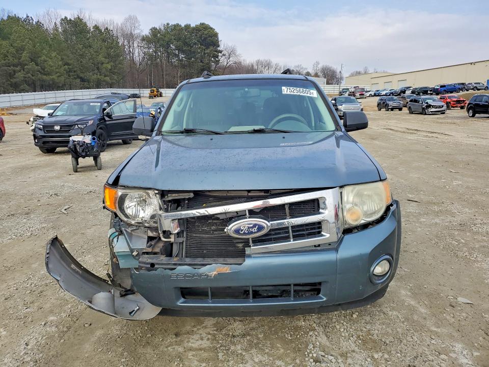 Photo 5 from auction – 2010 FORD ESCAPE with VIN 1FMCU0D77AKB00672