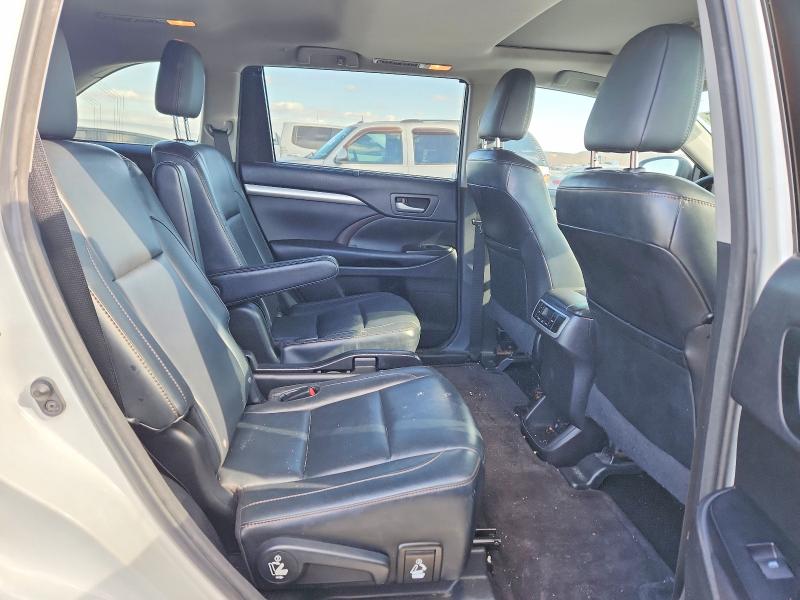 Photo 10 from auction – 2015 TOYOTA HIGHLANDER with VIN 5TDKKRFH8FS113267