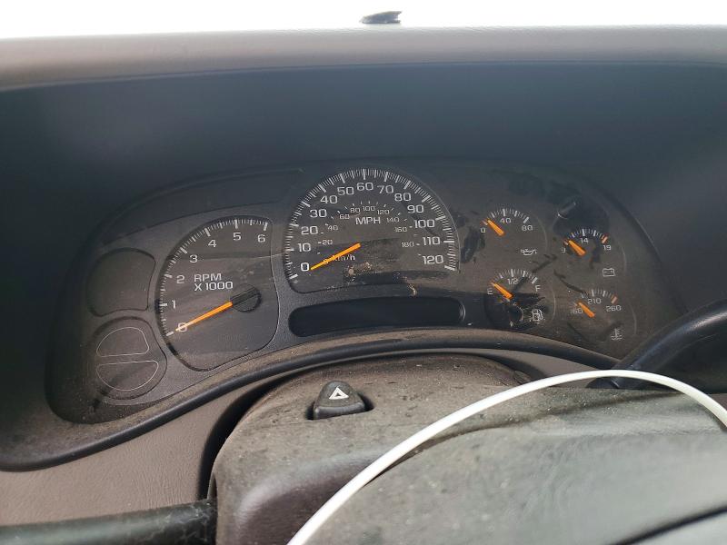 Photo 9 from auction – 2003 CHEVROLET SILVERADO with VIN 2GCEK19T831256639