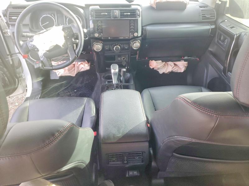 Photo 8 from auction – 2023 TOYOTA 4RUNNER with VIN JTERU5JR0P6164504