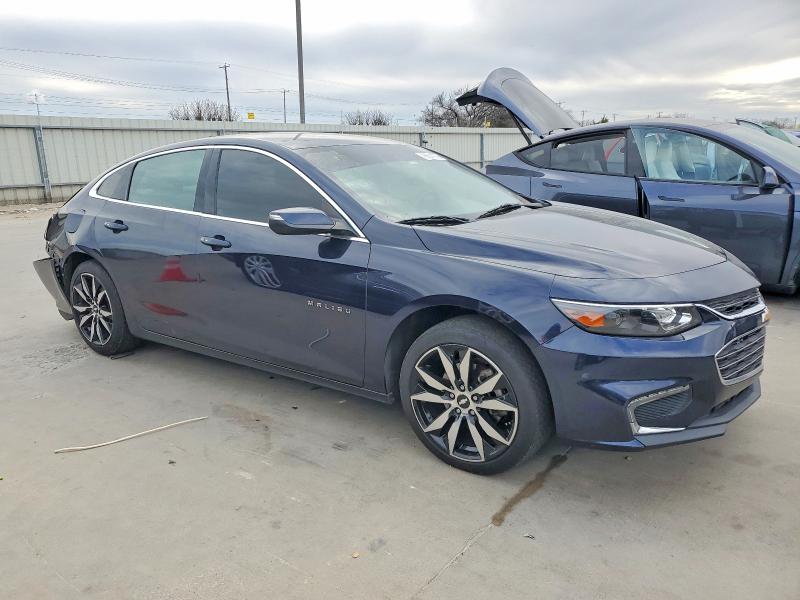 Photo 4 from auction – 2017 CHEVROLET MALIBU with VIN 1G1ZE5ST3HF243526