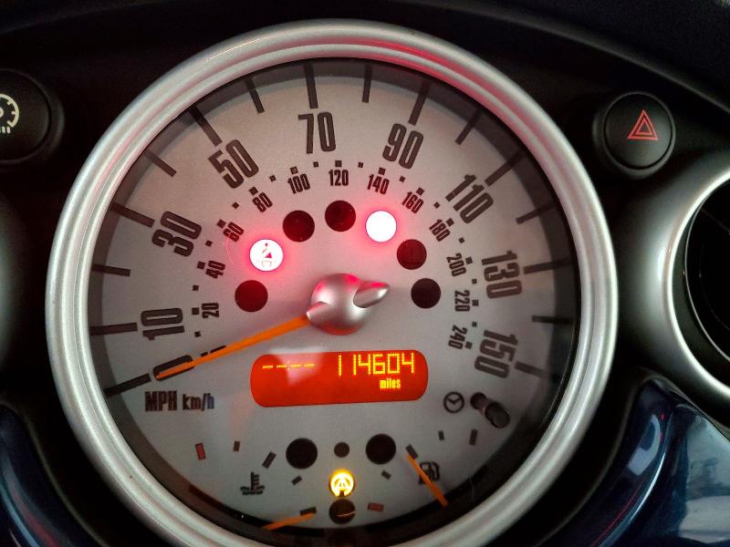 Photo 9 from auction – 2006 MINI COOPER S with VIN WMWRE33576TL17053