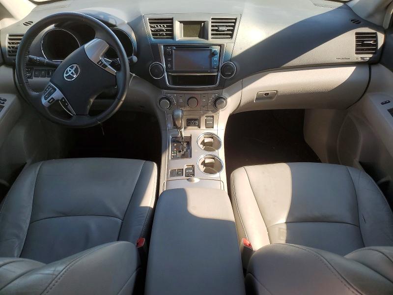 Photo 8 from auction – 2013 TOYOTA HIGHLANDER with VIN 5TDZK3EH5DS113379