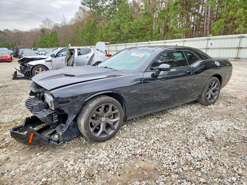 DODGE CHALLENGER 2018 with VIN 2C3CDZBT2JH155017 - Photo from auction