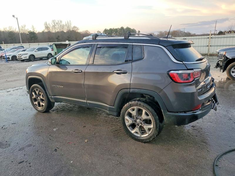 Photo 2 from auction – 2017 JEEP COMPASS LI with VIN 3C4NJDCB4HT680510