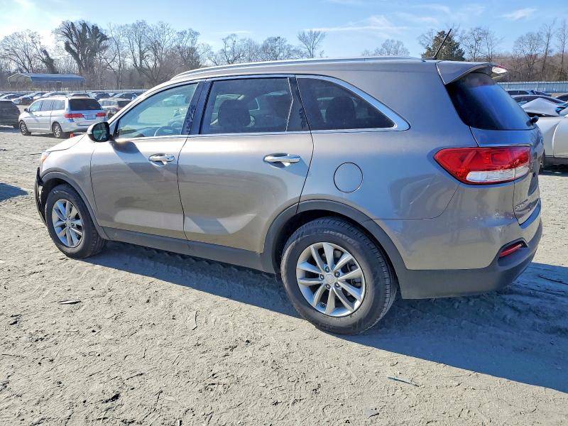 Photo 2 from auction – 2016 KIA SORENTO LX with VIN 5XYPG4A52GG141250