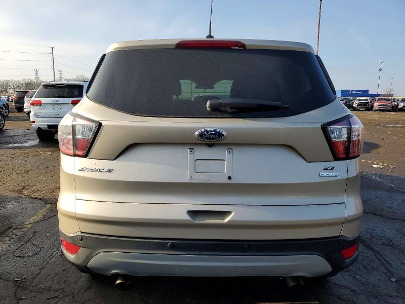 Zdjęcie 6 z aukcji – 2017 FORD ESCAPE SE z VIN 1FMCU0GD5HUE92745