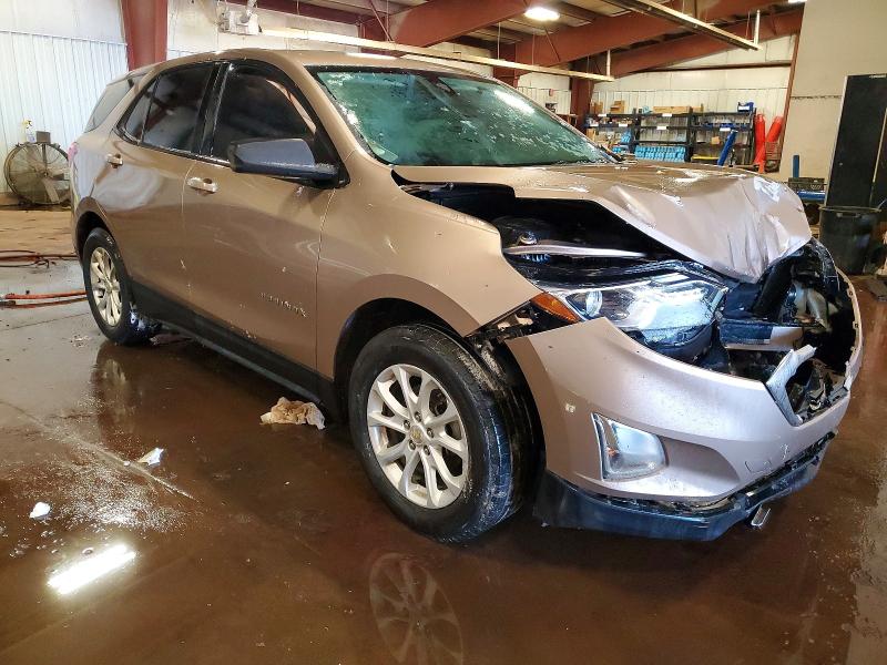 Photo 4 from auction – 2018 CHEVROLET EQUINOX with VIN 2GNAXHEV5J6352557