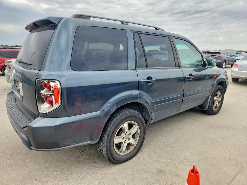 Photo 3 from auction – 2006 HONDA PILOT EX with VIN 5FNYF28736B012426