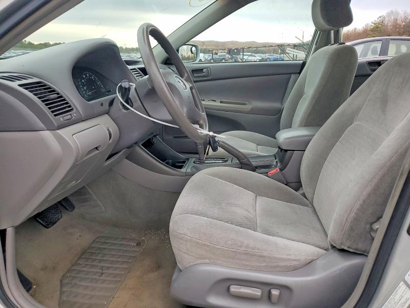 Photo 7 from auction – 2003 TOYOTA CAMRY LE with VIN 4T1BE32KX3U770287