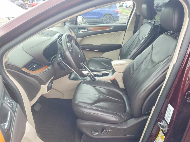 Photo 7 from auction – 2019 LINCOLN MKC SELECT with VIN 5LMCJ2C91KUL18200
