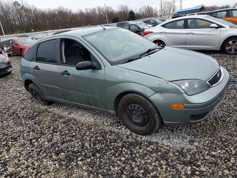 Photo 4 from auction – 2005 FORD FOCUS ZX5 with VIN 3FAFP37N25R102387
