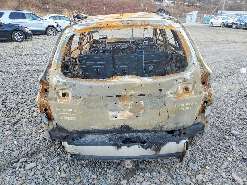 Photo 6 from auction – 2015 SUBARU OUTBACK 3. with VIN 4S4BSELC1F3249660