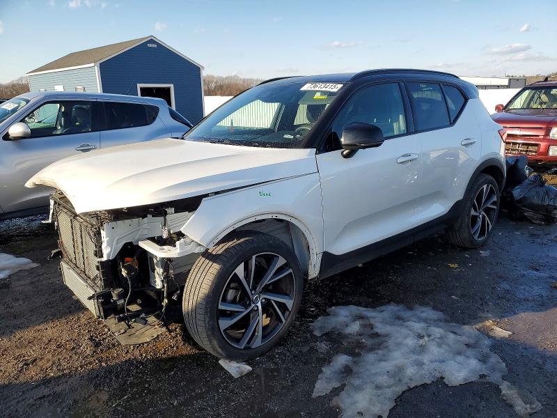 VOLVO XC40 2022 with VIN YV4162UM3N2788776 - Photo from auction