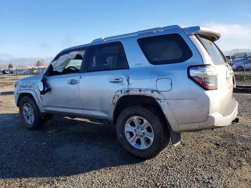 Photo 2 from auction – 2015 TOYOTA 4RUNNER SR with VIN JTEZU5JR4F5089097