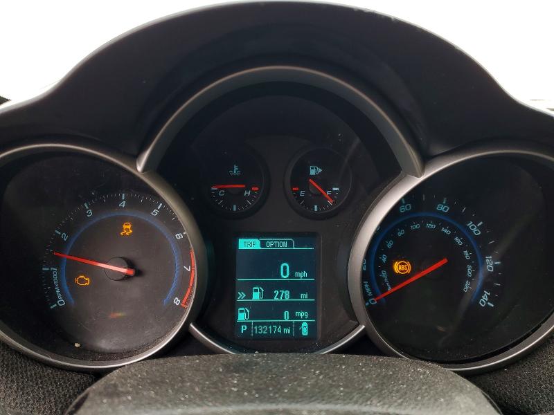 Photo 9 from auction – 2014 CHEVROLET CRUZE with VIN 1G1PC5SBXE7454801