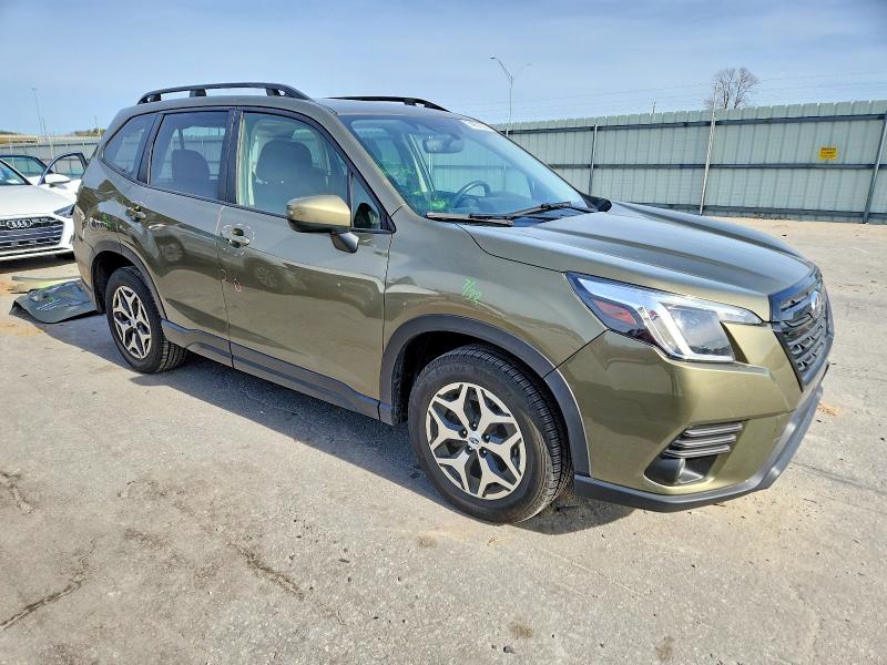 Photo 4 from auction – 2022 SUBARU FORESTER P with VIN JF2SKAEC2NH430084