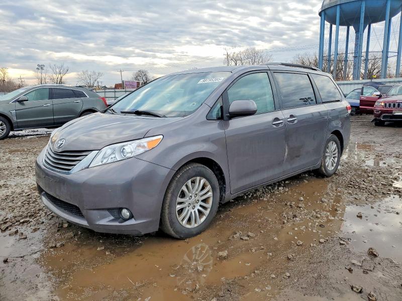 TOYOTA SIENNA 2011 with VIN 5TDYK3DC2BS094997 - Photo from auction