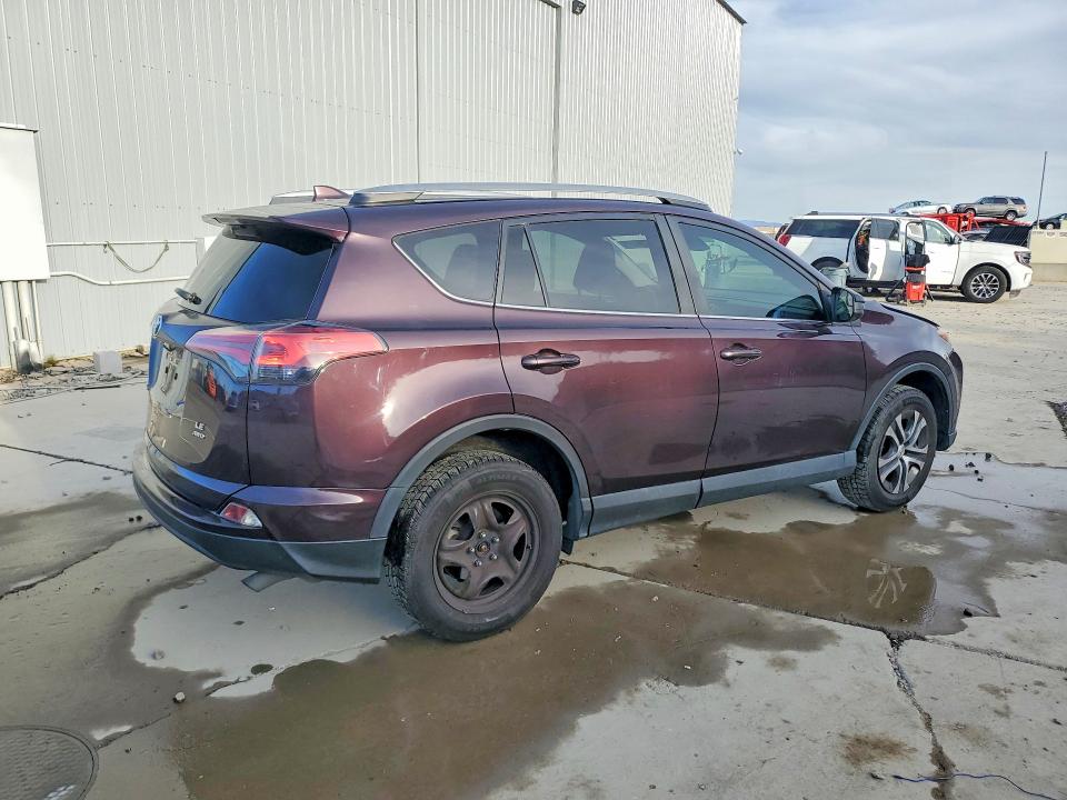 Photo 3 from auction – 2017 TOYOTA RAV4 LE with VIN 2T3BFREV2HW589009