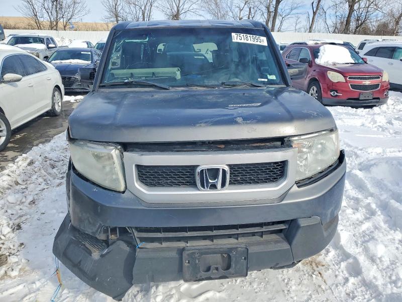 Photo 5 from auction – 2011 HONDA ELEMENT EX with VIN 5J6YH2H70BL003646