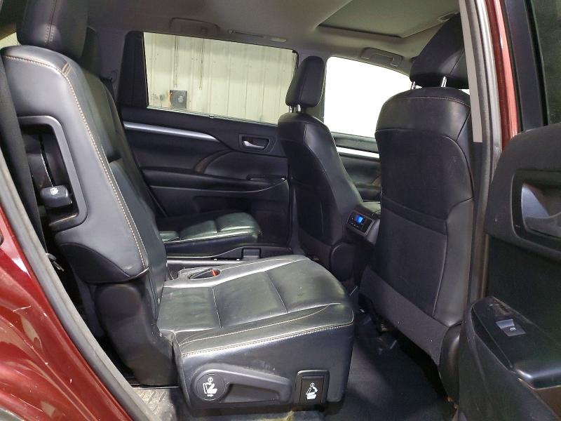 Photo 11 from auction – 2015 TOYOTA HIGHLANDER with VIN 5TDJKRFH3FS172304