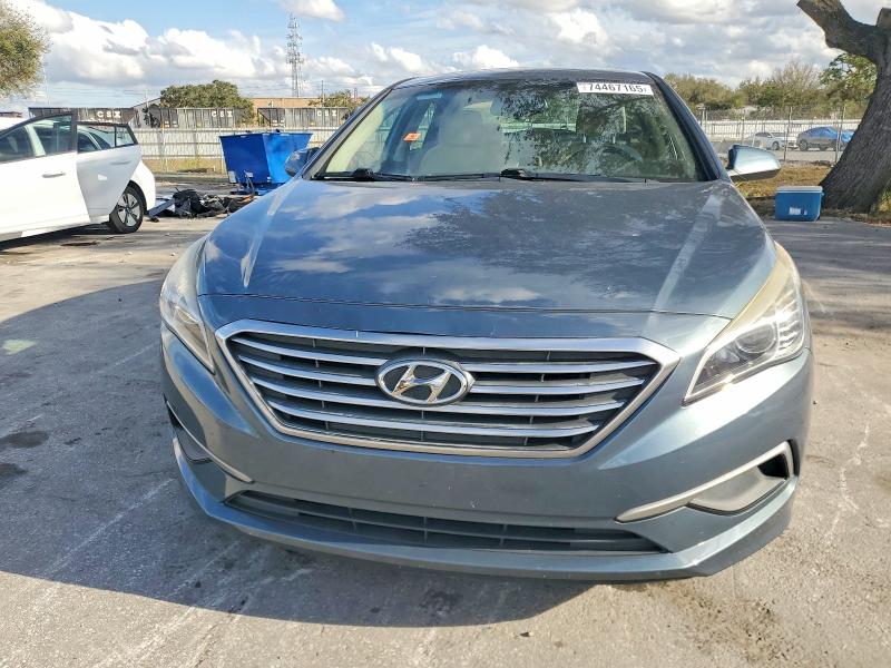Photo 5 from auction – 2016 HYUNDAI SONATA SE with VIN 5NPE24AF0GH368816