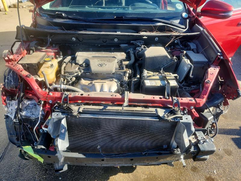 Photo 12 from auction – 2016 TOYOTA RAV4 XLE with VIN 2T3RFREVXGW454681