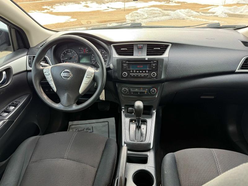 Photo 9 from auction – 2017 NISSAN SENTRA with VIN 3N1AB7AP1HY243419