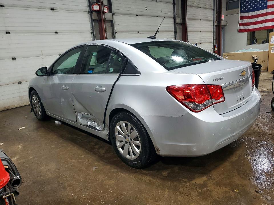 Photo 2 from auction – 2011 CHEVROLET CRUZE LS with VIN 1G1PC5SH8B7230720