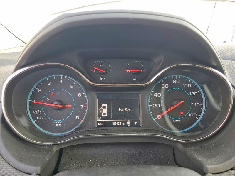 Photo 9 from auction – 2018 CHEVROLET CRUZE LT with VIN 3G1BE6SM0JS608620