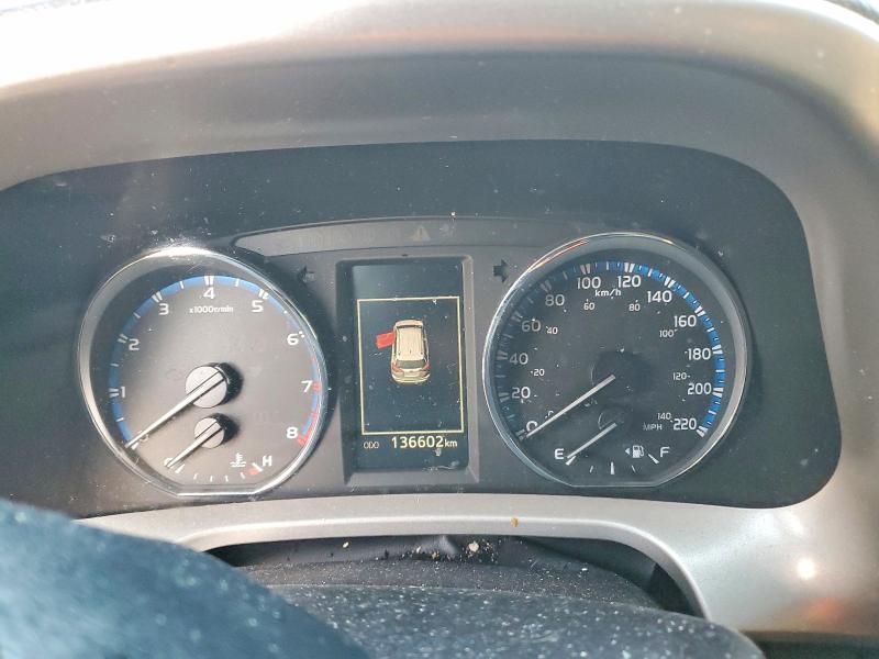 Photo 9 from auction – 2018 TOYOTA RAV4 with VIN 2T3ZFREV2JW437526