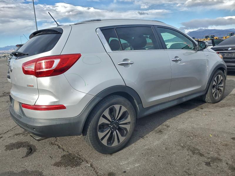 Photo 3 from auction – 2011 KIA SPORTAGE E with VIN KNDPCCA66B7150988