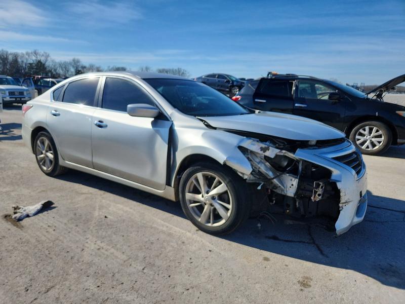 Photo 4 from auction – 2014 NISSAN ALTIMA with VIN 1N4AL3AP5EC143062
