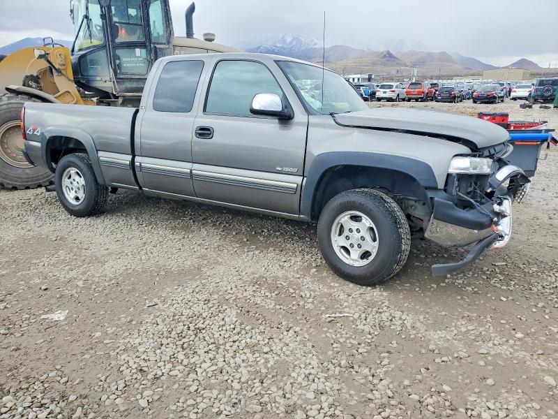 Photo 4 from auction – 2000 CHEVROLET SILVERADO with VIN 2GCEK19T1Y1220136
