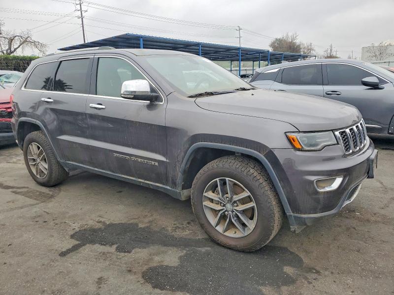 Photo 4 from auction – 2017 JEEP GRAND CHER with VIN 1C4RJFBG7HC938069