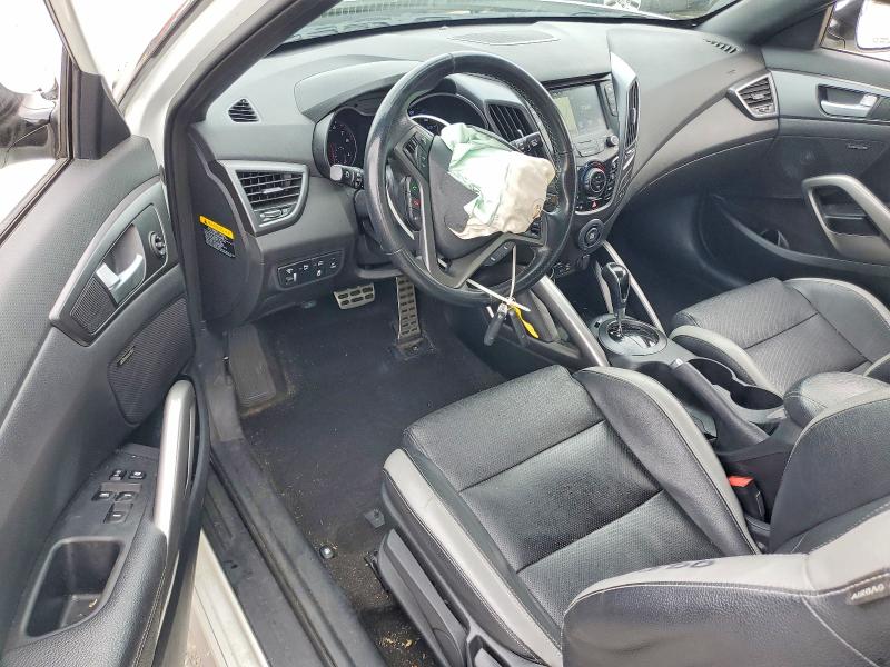 Foto 8 de la subasta – 2016 HYUNDAI VELOSTER con VIN KMHTC6AE3GU271036