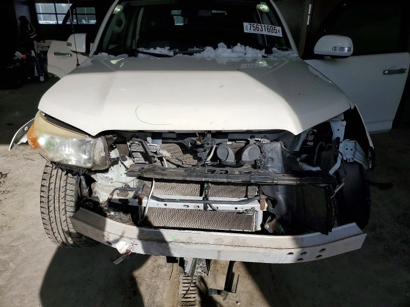 Photo 12 from auction – 2013 TOYOTA 4RUNNER with VIN JTEBU5JR6D5133860