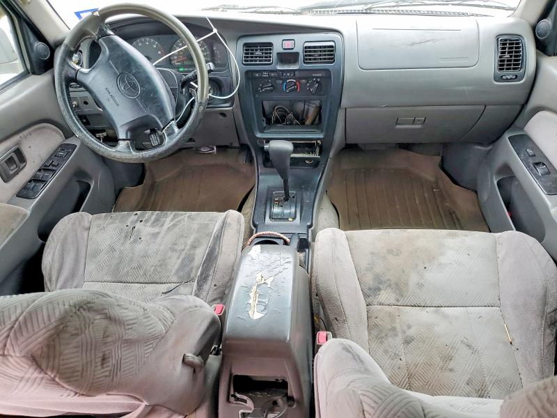 Photo 8 from auction – 2002 TOYOTA 4RUNNER with VIN JT3GN86R020234456