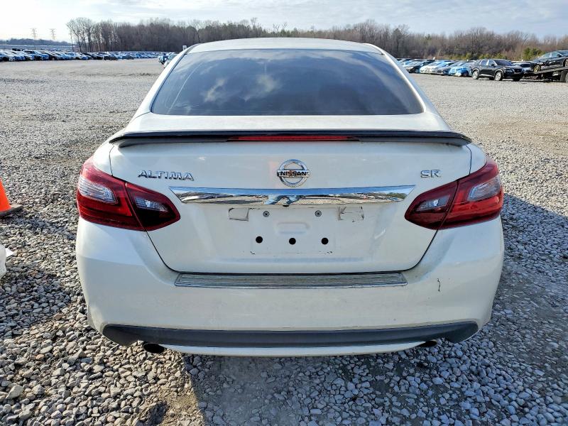 Photo 6 from auction – 2017 NISSAN ALTIMA with VIN 1N4AL3AP2HC245729