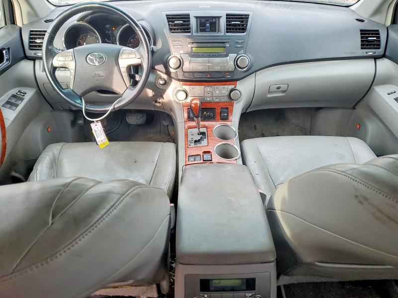 Photo 8 from auction – 2009 TOYOTA HIGHLANDER with VIN JTEES42AX92121502
