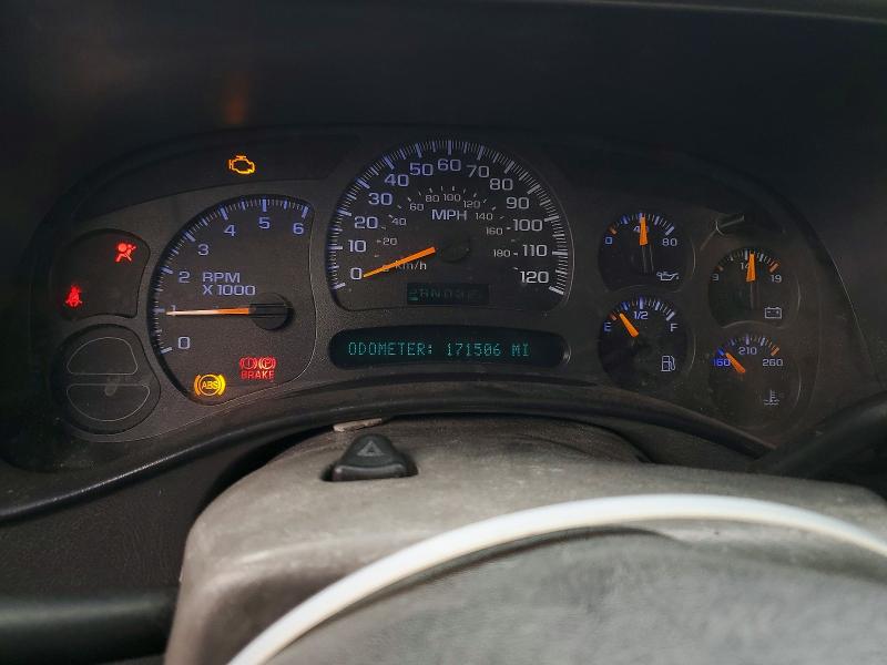 Photo 9 from auction – 2004 CHEVROLET SILVERADO with VIN 1GCEK19T94E299029