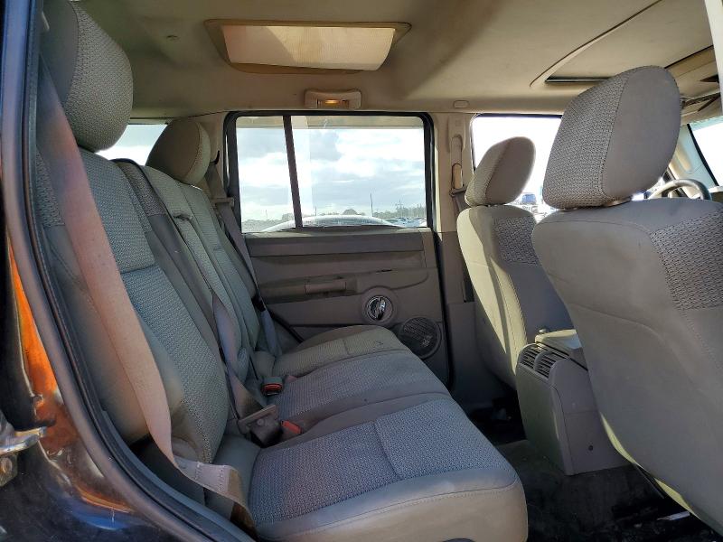 Photo 11 from auction – 2006 JEEP COMMANDER with VIN 1J8HH48N46C258752