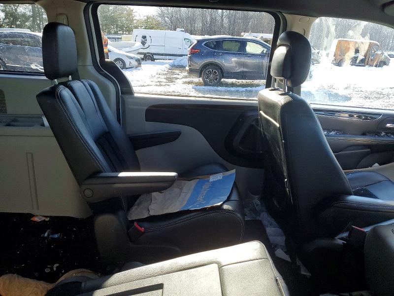 Photo 11 from auction – 2017 DODGE GRAND CARA with VIN 2C4RDGCG3HR813962