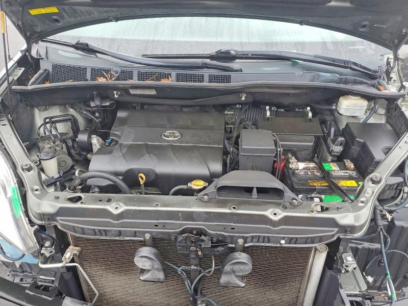 Photo 12 from auction – 2013 TOYOTA SIENNA LE with VIN 5TDKK3DC1DS337899