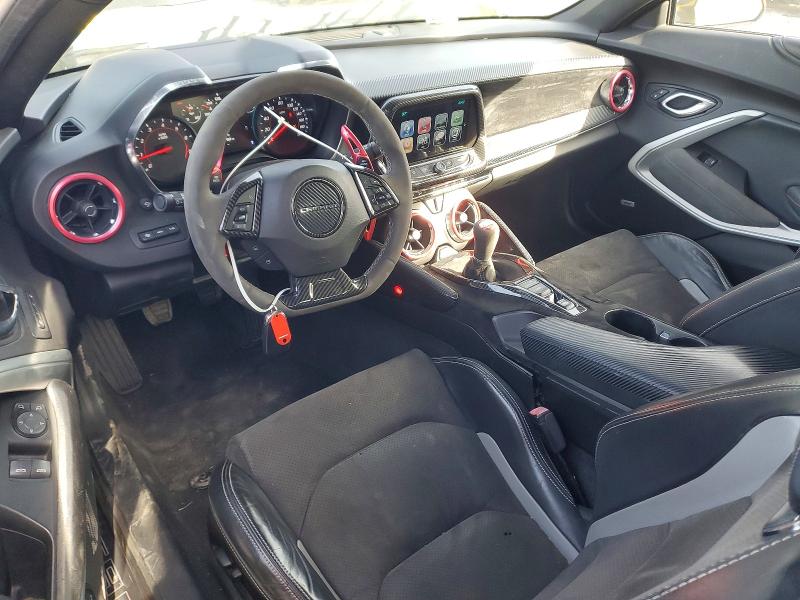 Photo 8 from auction – 2017 CHEVROLET CAMARO with VIN 1G1FE1R73H0182623