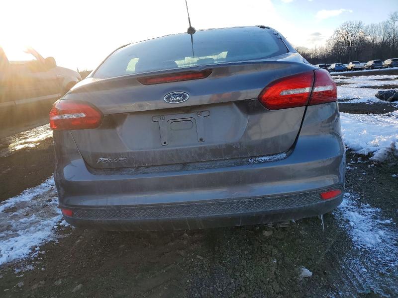 Photo 6 from auction – 2015 FORD FOCUS S with VIN 1FADP3E27FL362140