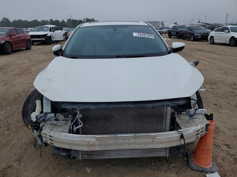 Photo 5 from auction – 2017 HONDA CIVIC EXL with VIN 19XFC1F78HE020429