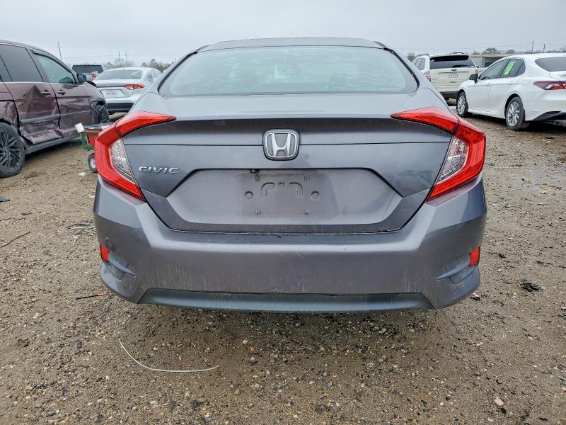 Photo 6 from auction – 2018 HONDA CIVIC with VIN 19XFC2F50JE016093