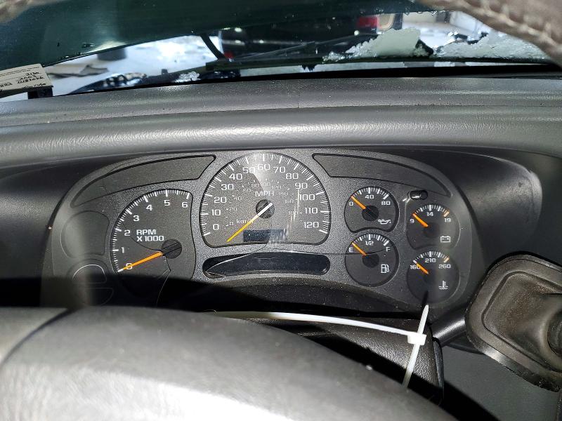 Photo 9 from auction – 2003 GMC NEW SIERRA with VIN 2GTEK19V831183130