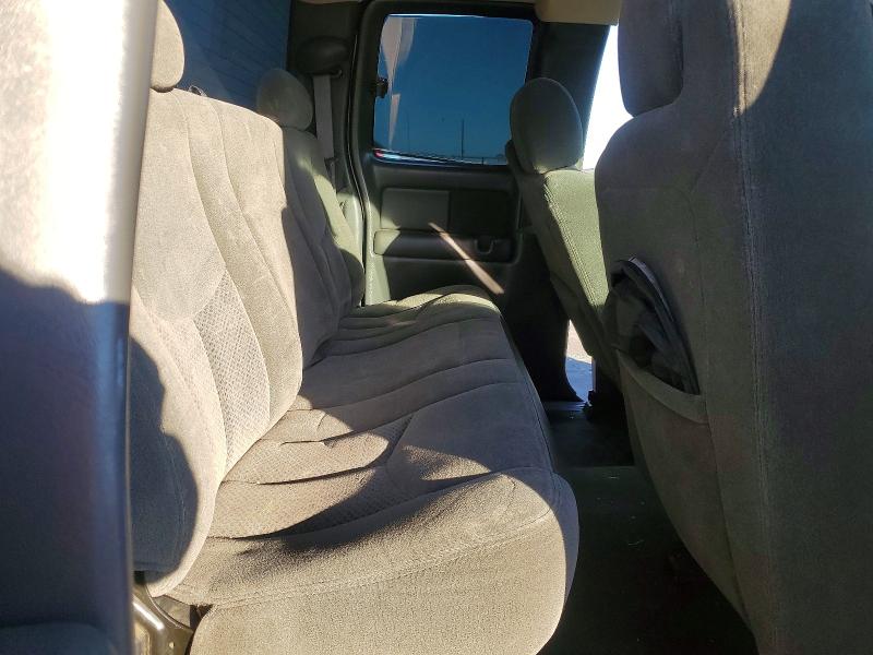 Photo 10 from auction – 2004 CHEVROLET SILVERADO with VIN 1GCEK19V34E272135